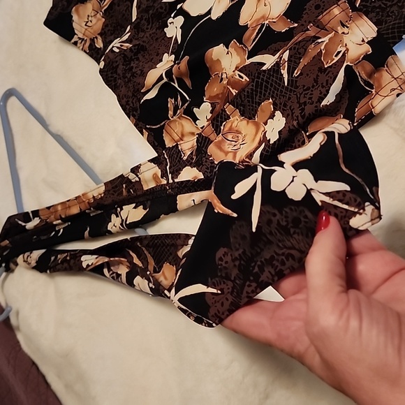 KATHIE LEE  COLLECTION , SKIRT & SCARF.  SIZE  12 . - Picture 2 of 8